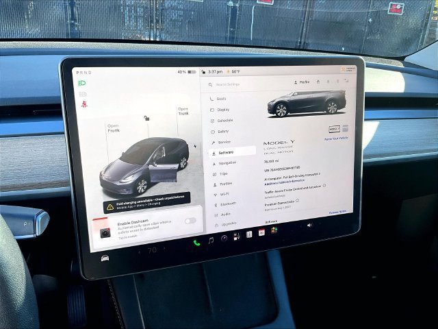 Used 2022 Tesla Model Y Long Range AWD/4WD image 26