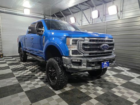 Used 2021 Ford F350 Lariat w/ Tremor Off-Road Package image 4