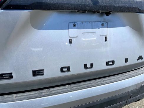Used 2024 Toyota Sequoia SR5 w/ SR5 Premium Package AWD/4WD image 31