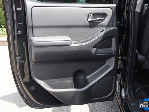 Used 2024 Nissan Frontier SL w/ Technology Package image 28