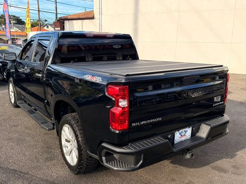 Used 2022 Chevrolet Silverado 1500 Custom AWD/4WD image 5