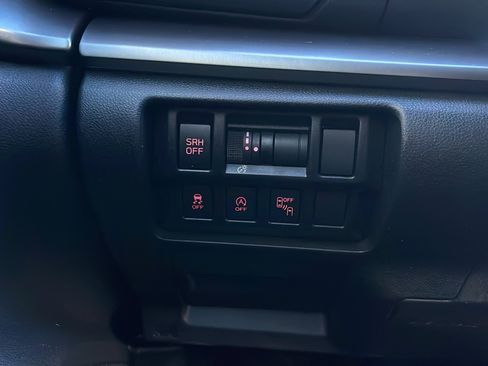 Certified 2022 Subaru Crosstrek 2.5i Limited AWD/4WD image 19