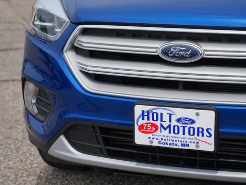 Used 2019 Ford Escape Titanium AWD/4WD image 11