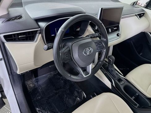 Certified 2023 Toyota Corolla Cross XLE w/ Convenience Package AWD/4WD image 19