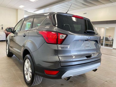 Used 2019 Ford Escape SE AWD/4WD image 5