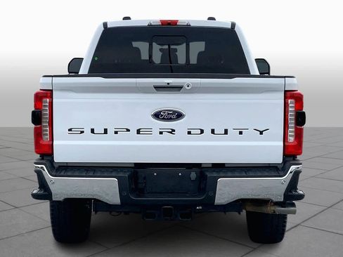 Certified 2023 Ford F250 Lariat w/ Chrome Package image 5