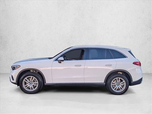 Used 2026 Mercedes-Benz GLC 300 image 5