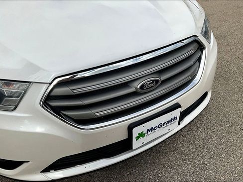 Used 2015 Ford Taurus SEL w/ Equipment Group 201A image 28