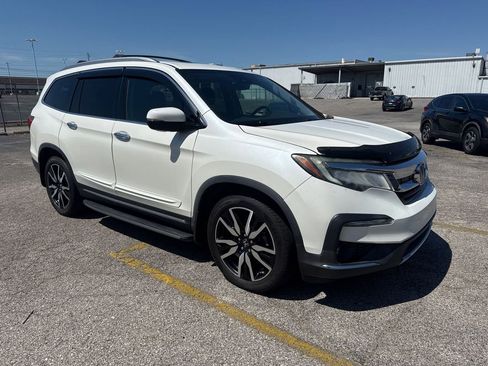 Used 2019 Honda Pilot Elite image 4