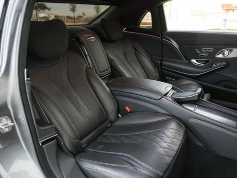 Used 2020 Mercedes-Benz Maybach S 650 image 29