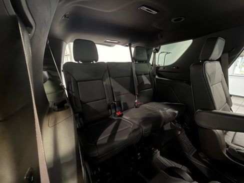 Used 2023 GMC Yukon Denali AWD/4WD image 15