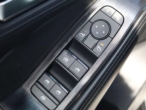 Certified 2024 Nissan Rogue SV AWD/4WD image 10