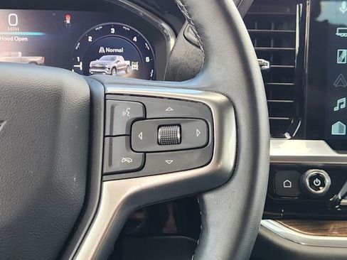 Used 2024 Chevrolet Silverado 1500 LT AWD/4WD image 29