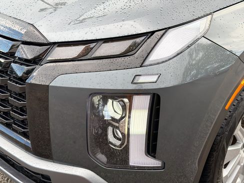 Used 2025 Hyundai Palisade SEL FWD image 9