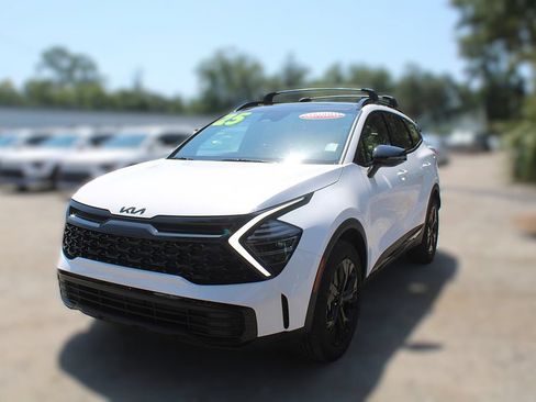 Certified 2025 Kia Sportage X-Line w/ Premium Package AWD/4WD image 16