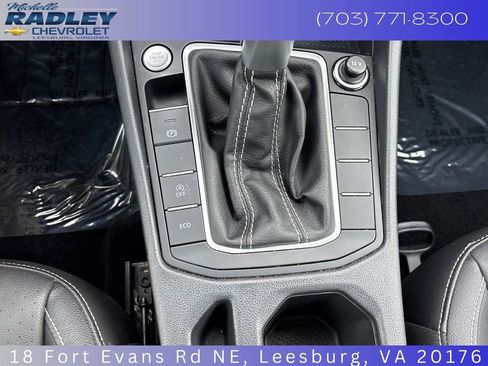 Used 2024 Volkswagen Jetta SE image 17