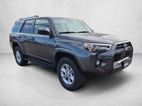 Used 2021 Toyota 4Runner SR5 AWD/4WD image 3