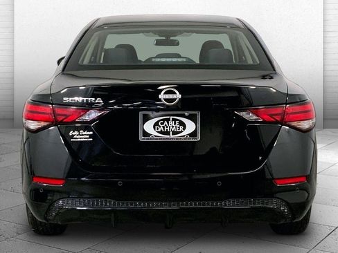 Used 2025 Nissan Sentra S FWD image 3