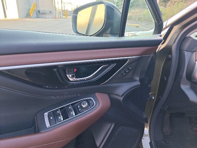 Used 2020 Subaru Outback Touring XT AWD/4WD image 10