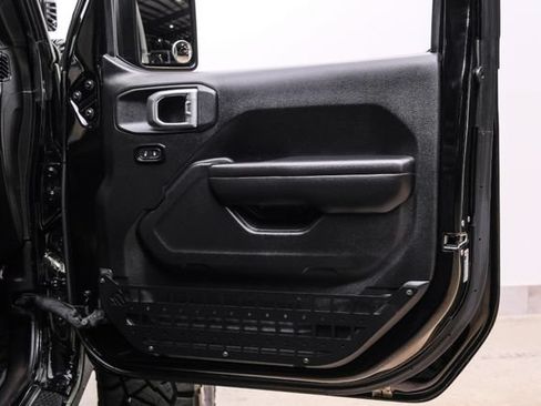 Used 2018 Jeep Wrangler Unlimited Rubicon AWD/4WD image 83