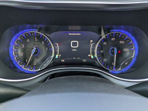 New 2026 Chrysler Pacifica Limited FWD image 23