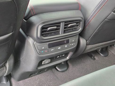 New 2026 Honda Ridgeline Black Edition image 9