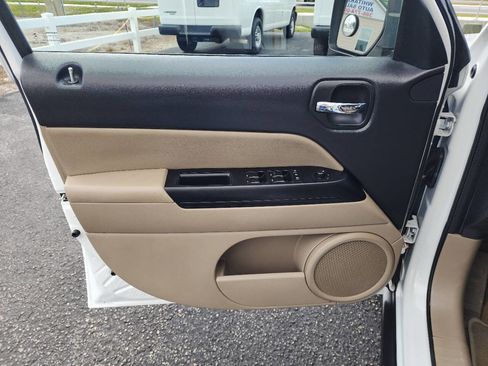 Used 2017 Jeep Patriot Latitude image 15