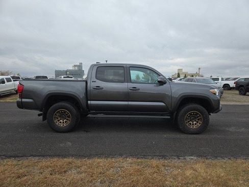 Used 2023 Toyota Tacoma 4x4 Double Cab image 1