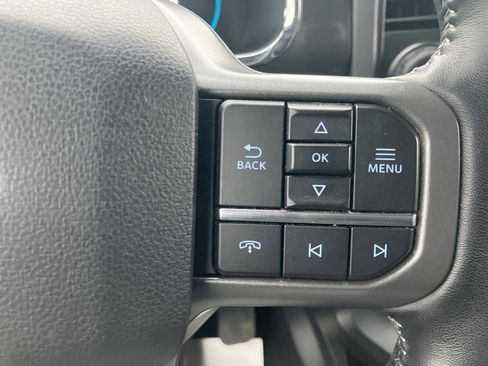 Certified 2022 Ford F150 Lariat w/ Equipment Group 502A High image 24