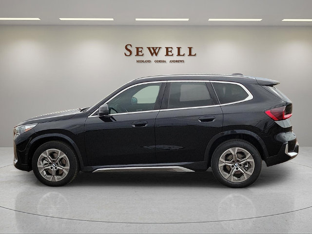 Certified 2026 BMW X1 xDrive28i w/ Technology Package AWD/4WD image 2