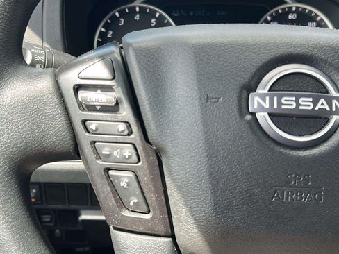 Used 2025 Nissan Frontier S RWD image 17