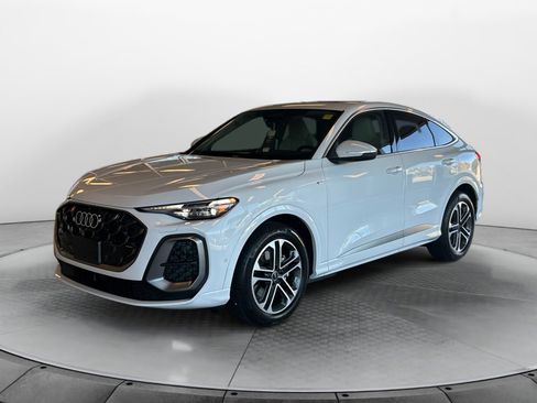 New 2025 Audi Q5 Prestige image 3