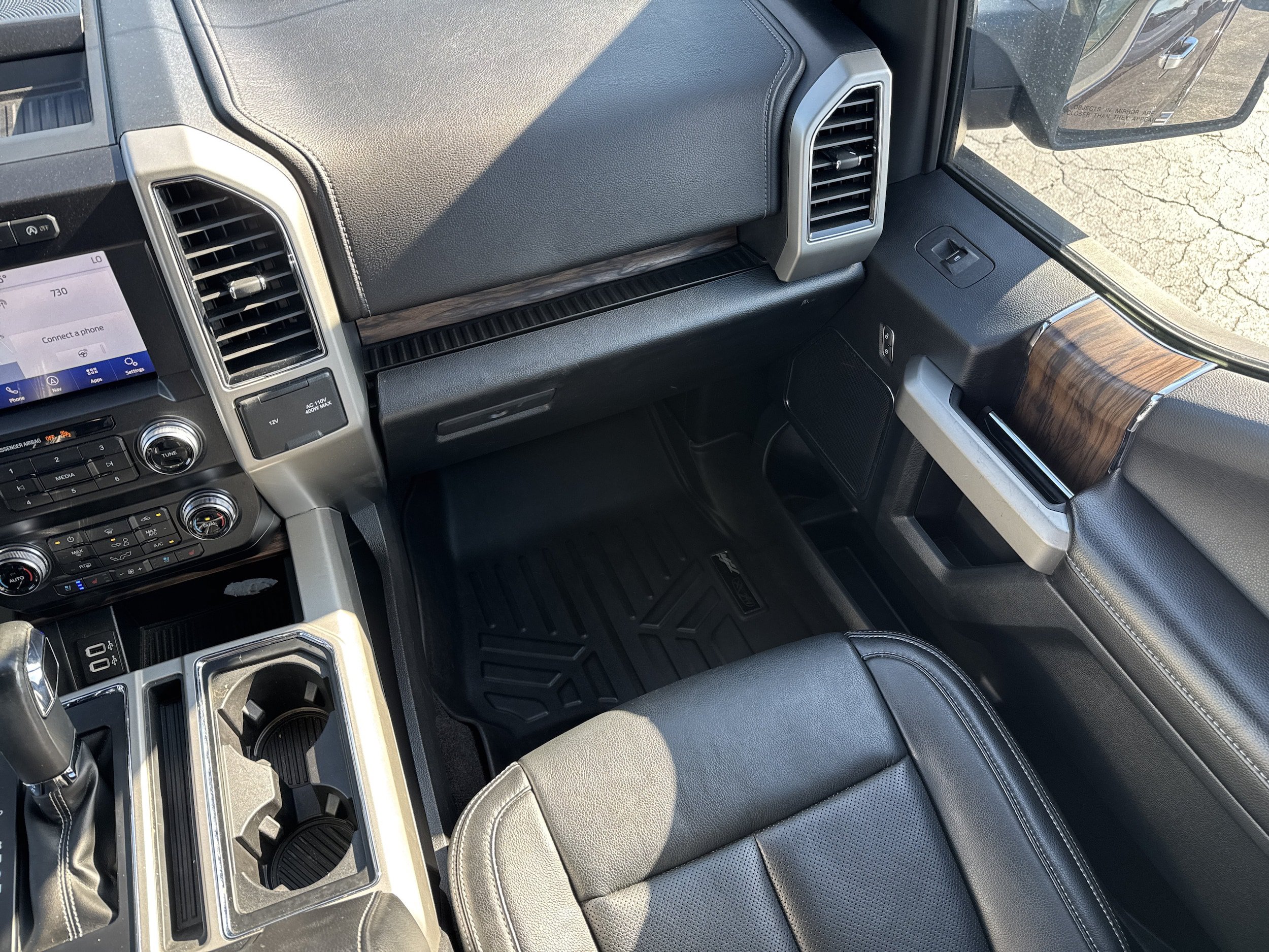 Used 2019 Ford F150 Lariat w/ Equipment Group 502A Luxury AWD/4WD image 19