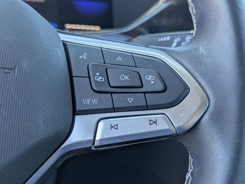 Used 2022 Volkswagen Taos SE image 19