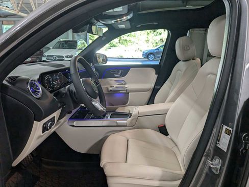 Used 2025 Mercedes-Benz GLB 250 GLB 250 image 24