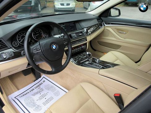 Used 2011 BMW 528i Sedan image 13