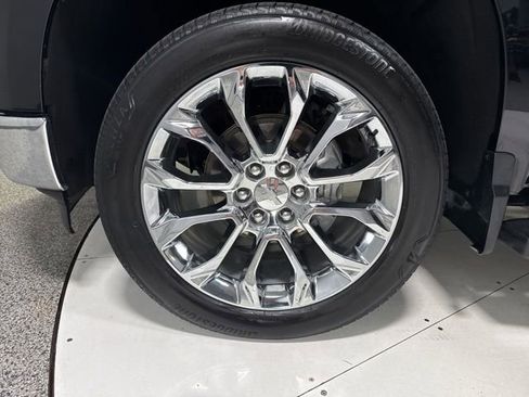 Used 2023 Chevrolet Silverado 1500 LTZ w/ LTZ Premium Package image 8