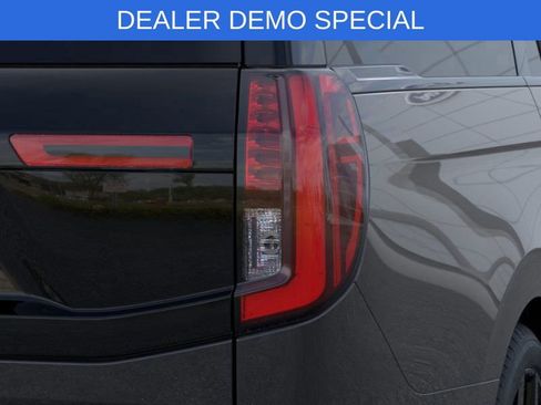 New 2026 Ford Expedition Max Platinum w/ Stealth Performance Package AWD/4WD image 21