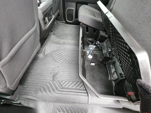 Used 2024 Chevrolet Silverado 1500 RST AWD/4WD image 26