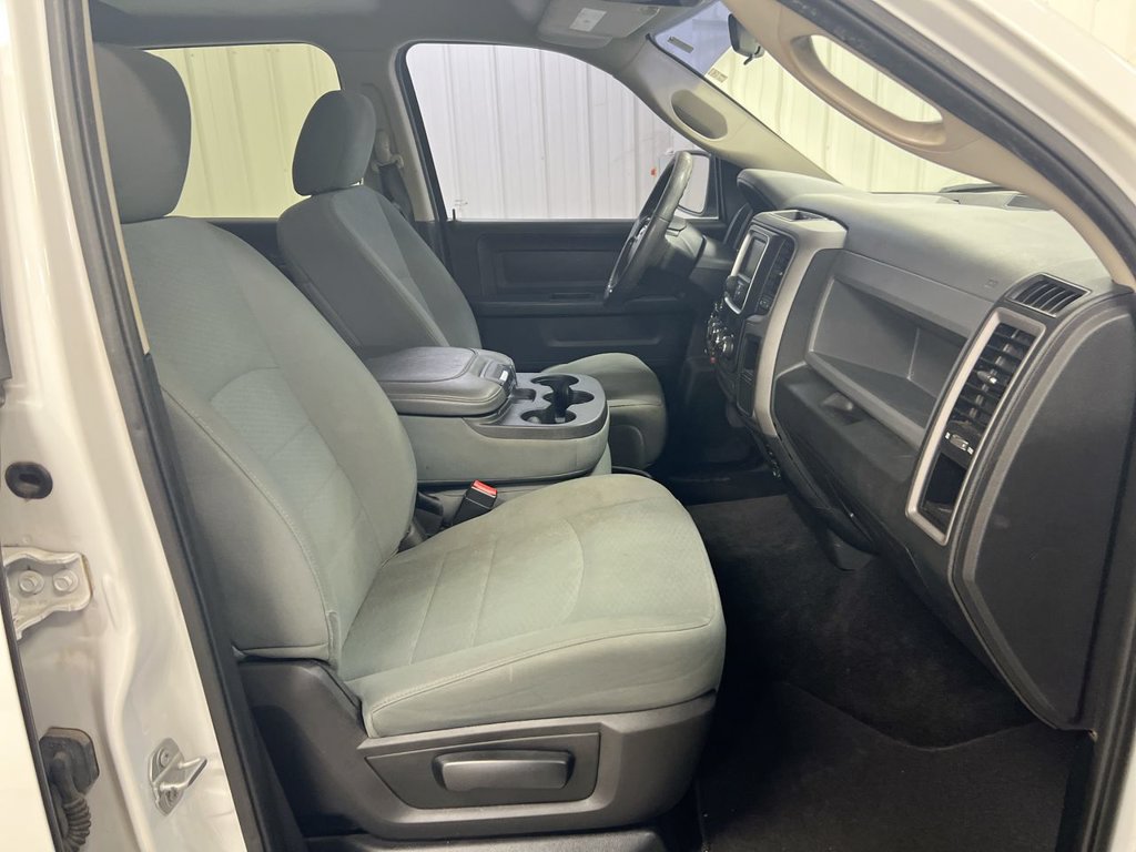 Used 2017 RAM 1500 Express w/ Express Value Package AWD/4WD image 20
