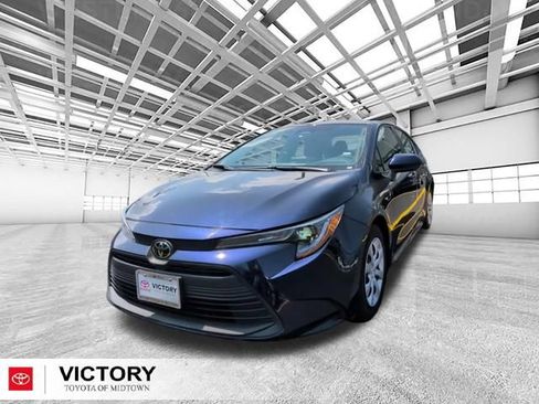 Used 2024 Toyota Corolla LE FWD image 10
