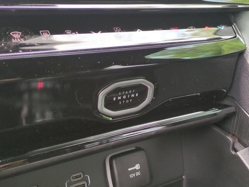 New 2026 Jeep Grand Cherokee Limited image 30