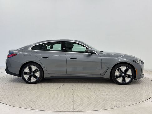 New 2026 BMW i4 xDrive40i w/ Premium Package AWD/4WD image 8