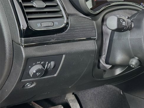 Used 2020 Jeep Grand Cherokee High Altitude image 10