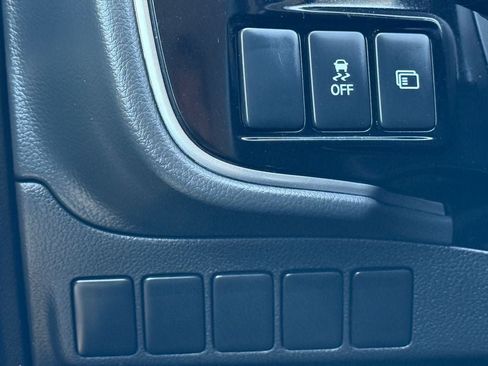Used 2019 Mitsubishi Outlander SE FWD image 19