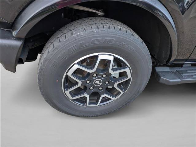 Used 2024 Ford Bronco Outer Banks AWD/4WD image 10
