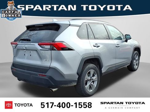 Used 2024 Toyota RAV4 XLE FWD image 7