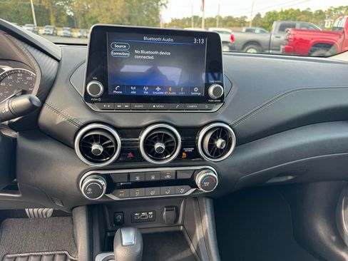 Used 2024 Nissan Sentra SV image 22