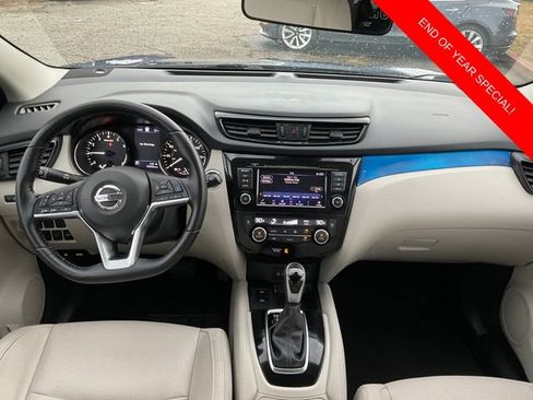 Used 2020 Nissan Rogue Sport SL image 16