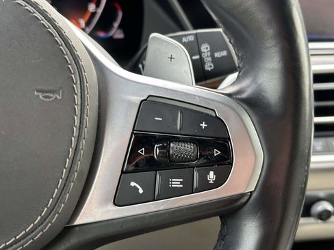Used 2020 BMW X5 M50i AWD/4WD image 25